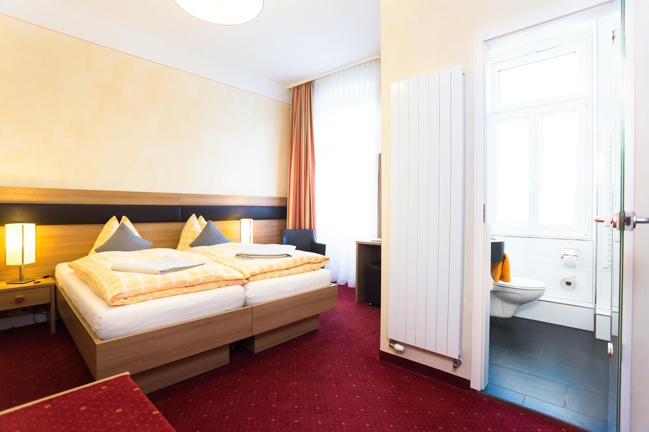 Hotel-Pension Berger Heidelberg Exteriör bild