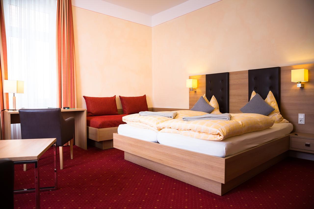 Hotel-Pension Berger Heidelberg Exteriör bild